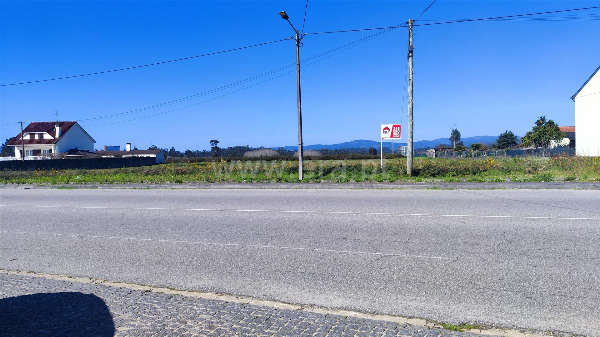 Land for sale in Valença, Portugal — €550,000