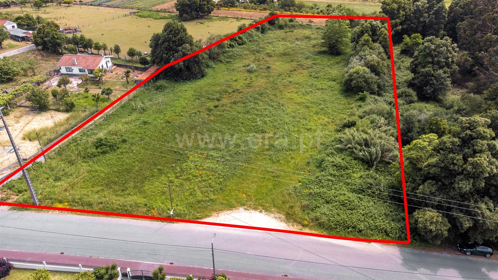 Land for sale in Valença, Portugal — €728,000