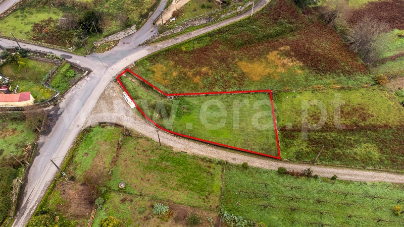 Terreno para Construção / Valença, Verdoejo