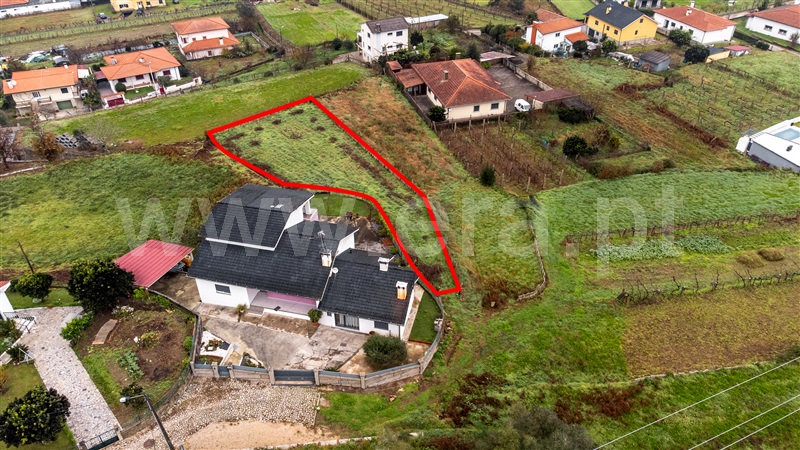 Terreno para Construção / Valença, Verdoejo