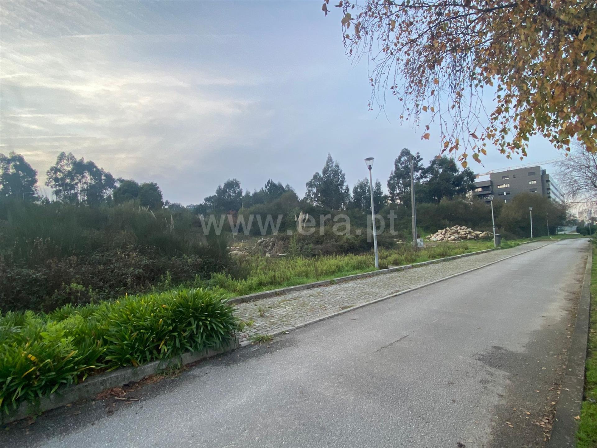 Land for sale in Valongo, Portugal — €730,000