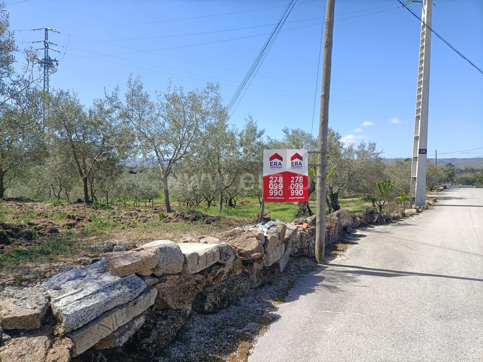 Land for sale in Valpaços, Portugal — €495,000