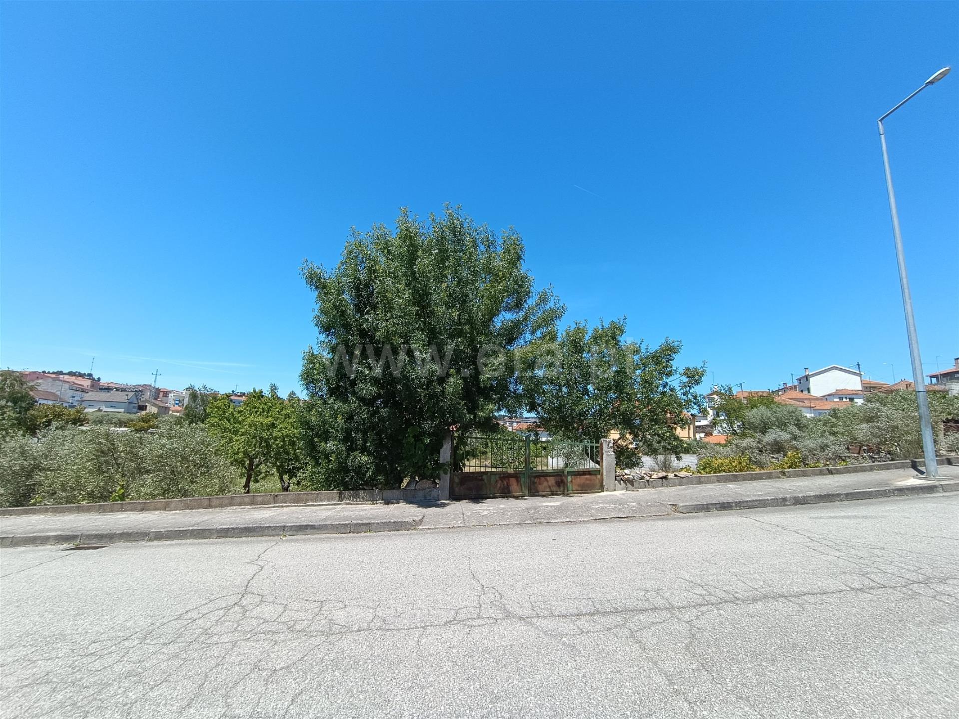 Land for sale in Valpaços, Portugal — €147,500