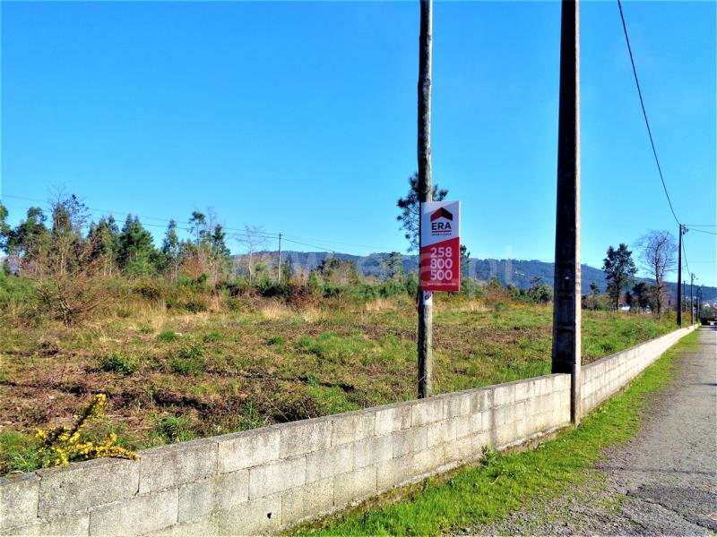 Terreno para Construção / Viana do Castelo, Geraz do Lima (Santa Maria, Santa Leocádia e Moreira) e Deão