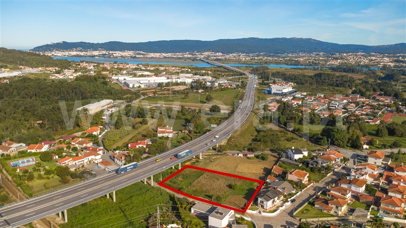 Terreno para Construção / Viana do Castelo, Mazarefes e Vila Fria