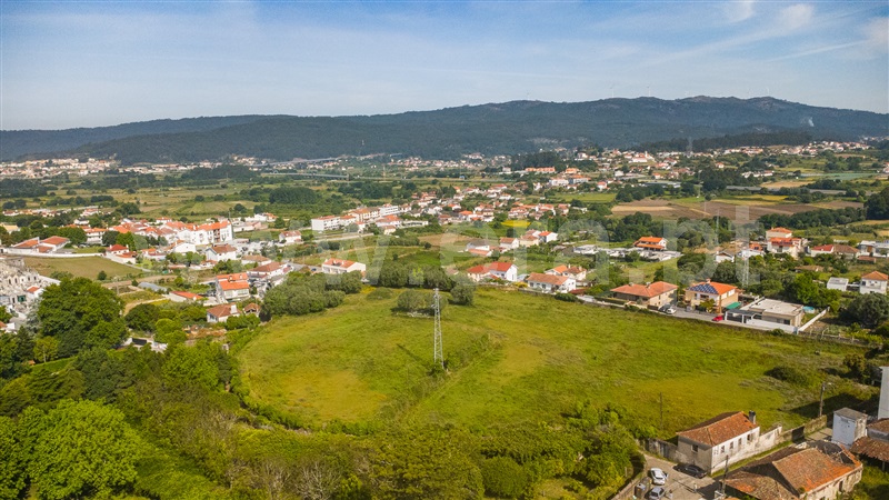 Terreno para Construção / Viana do Castelo, Santa Marta de Portuzelo