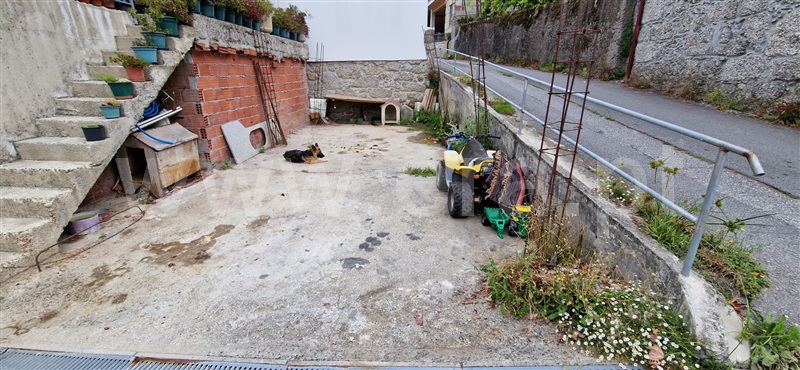 Terreno para Construção / Vieira do Minho, Mosteiro