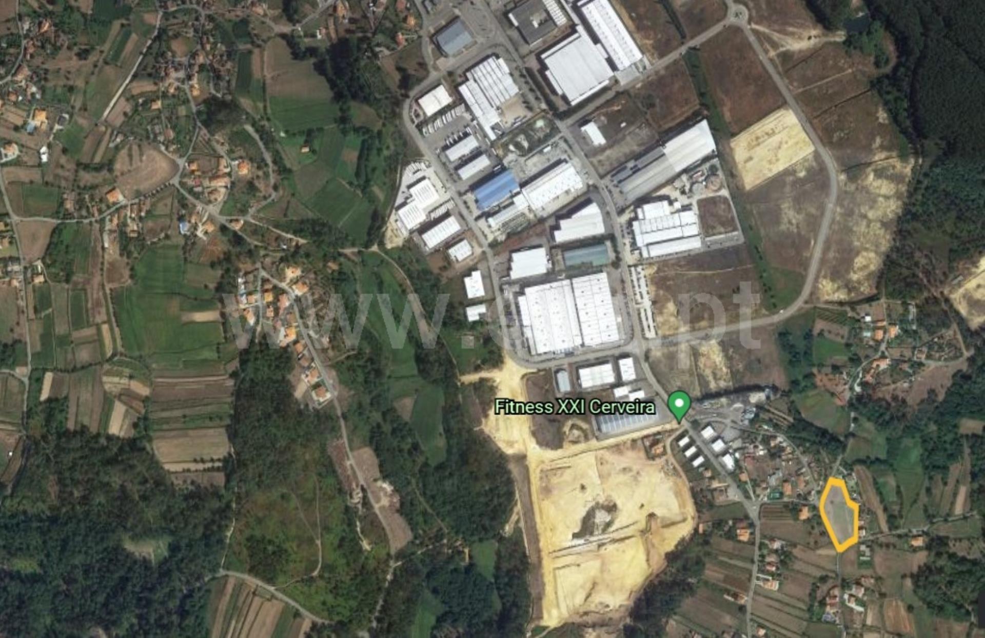 Land for sale in Vila Nova de Cerveira, Portugal — €125,000