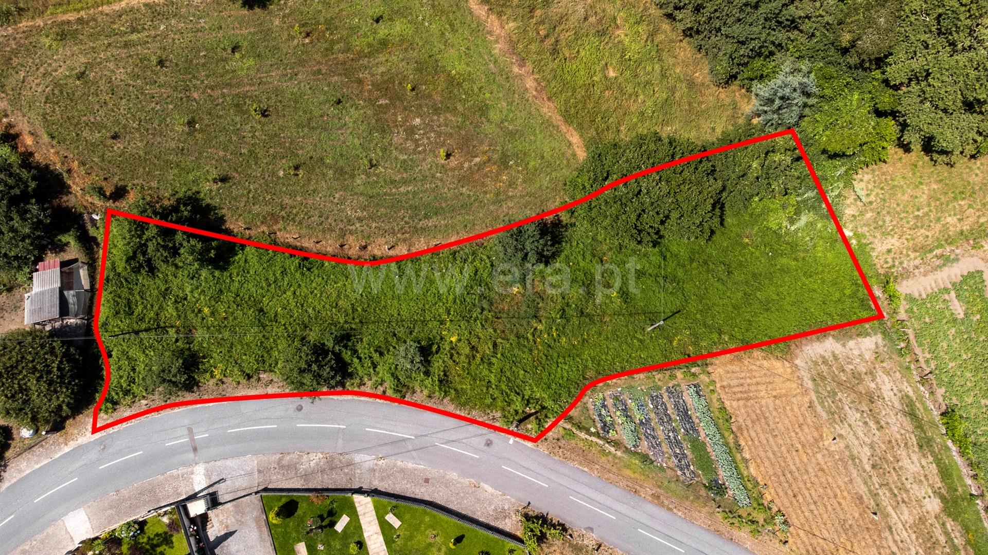 Land for sale in Vila Nova de Cerveira, Portugal — €50,000