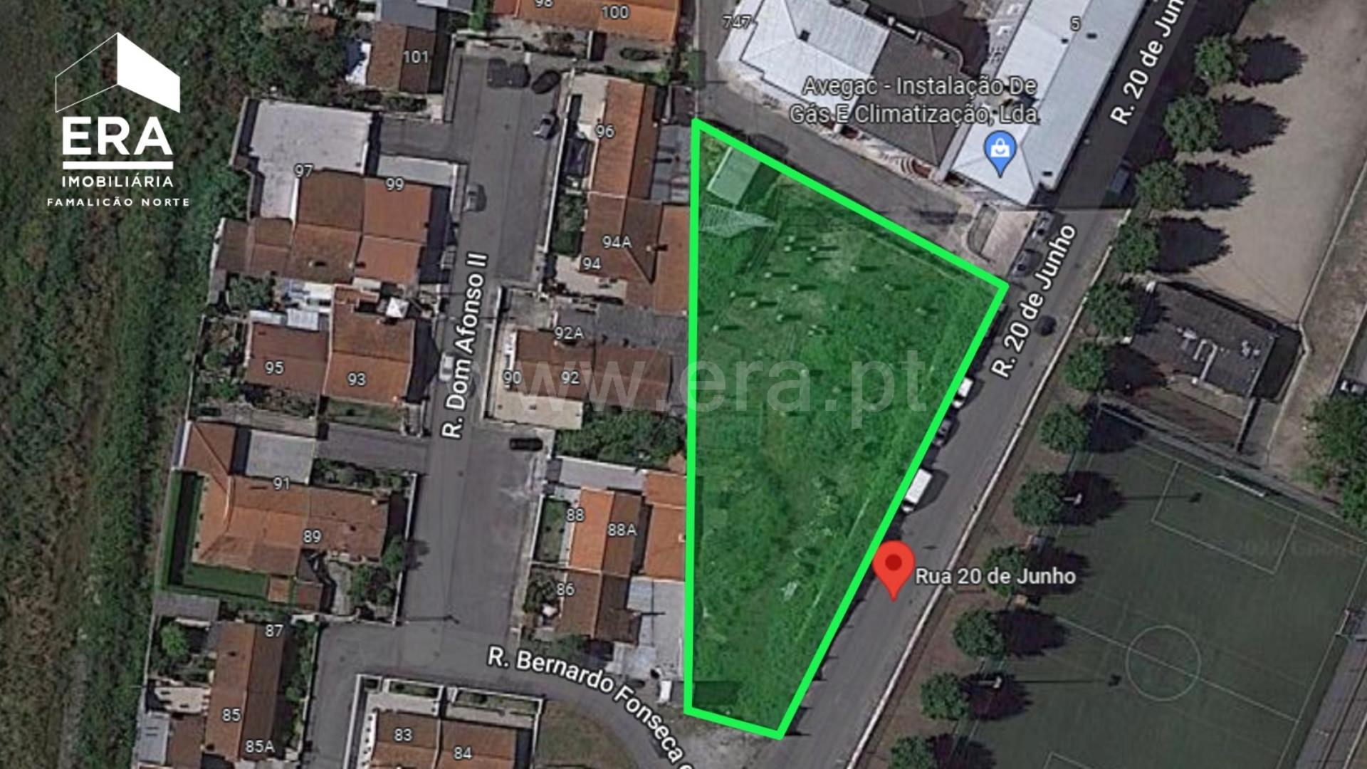 Land for sale in Vila Nova de Famalicão, Portugal — €650,000