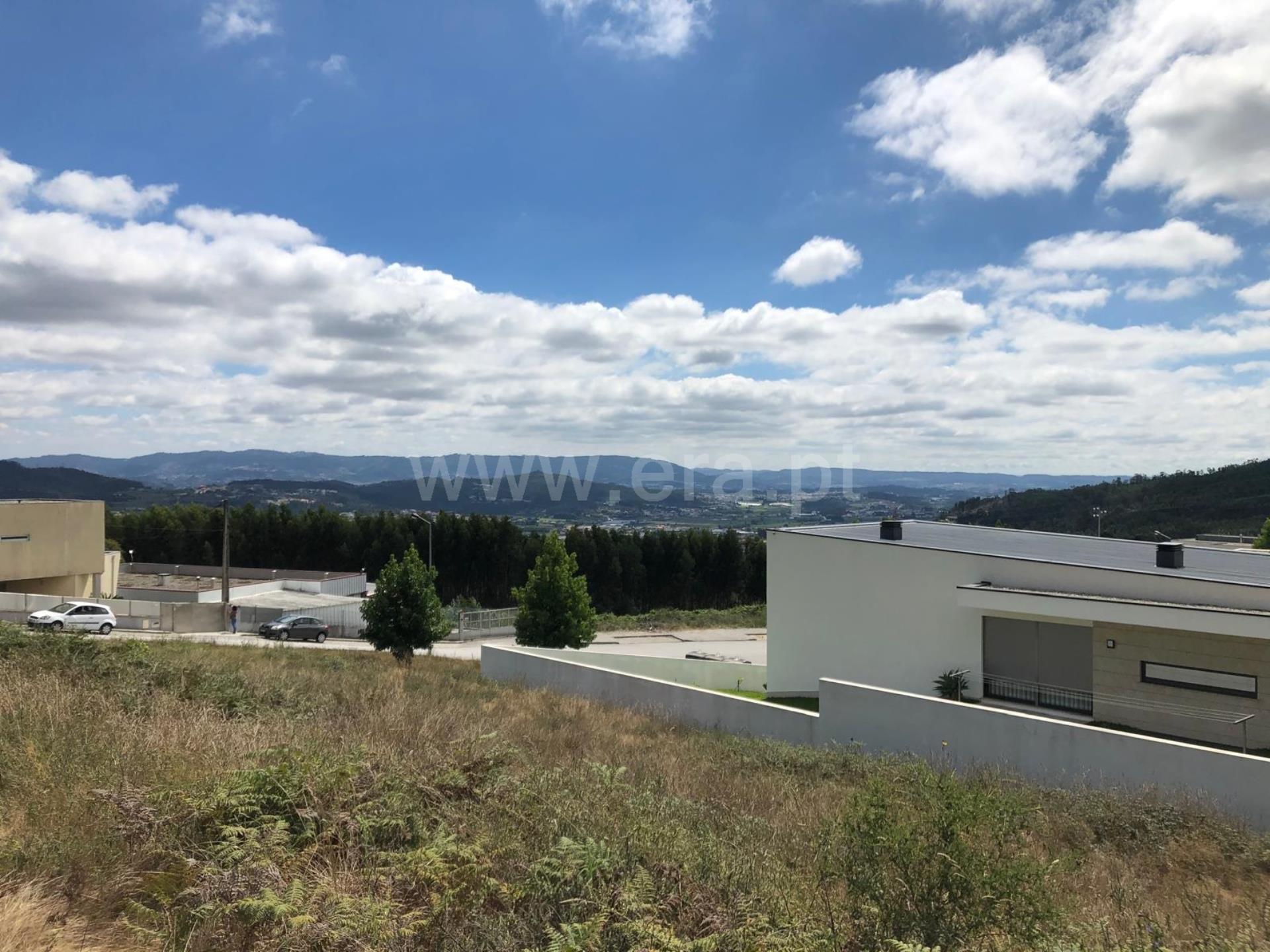 Land for sale in Vila Nova de Famalicão, Portugal — €87,500