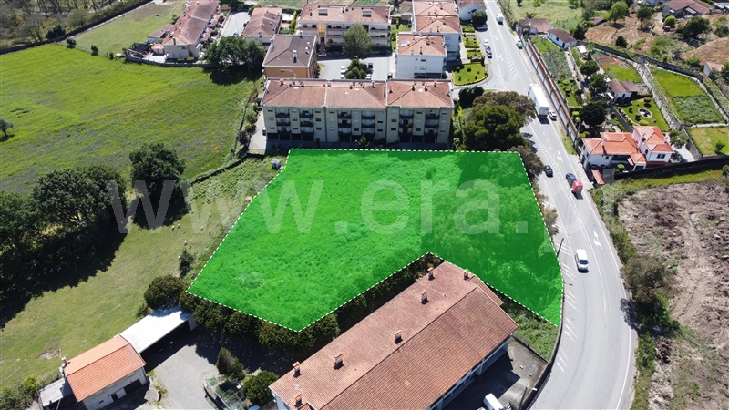 Terreno para Construção / Vila Nova de Famalicão, Requião