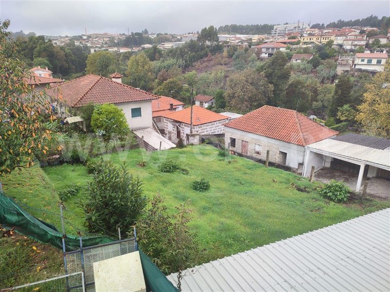 Terreno para Construção / Vila Nova de Famalicão, Riba de Ave
