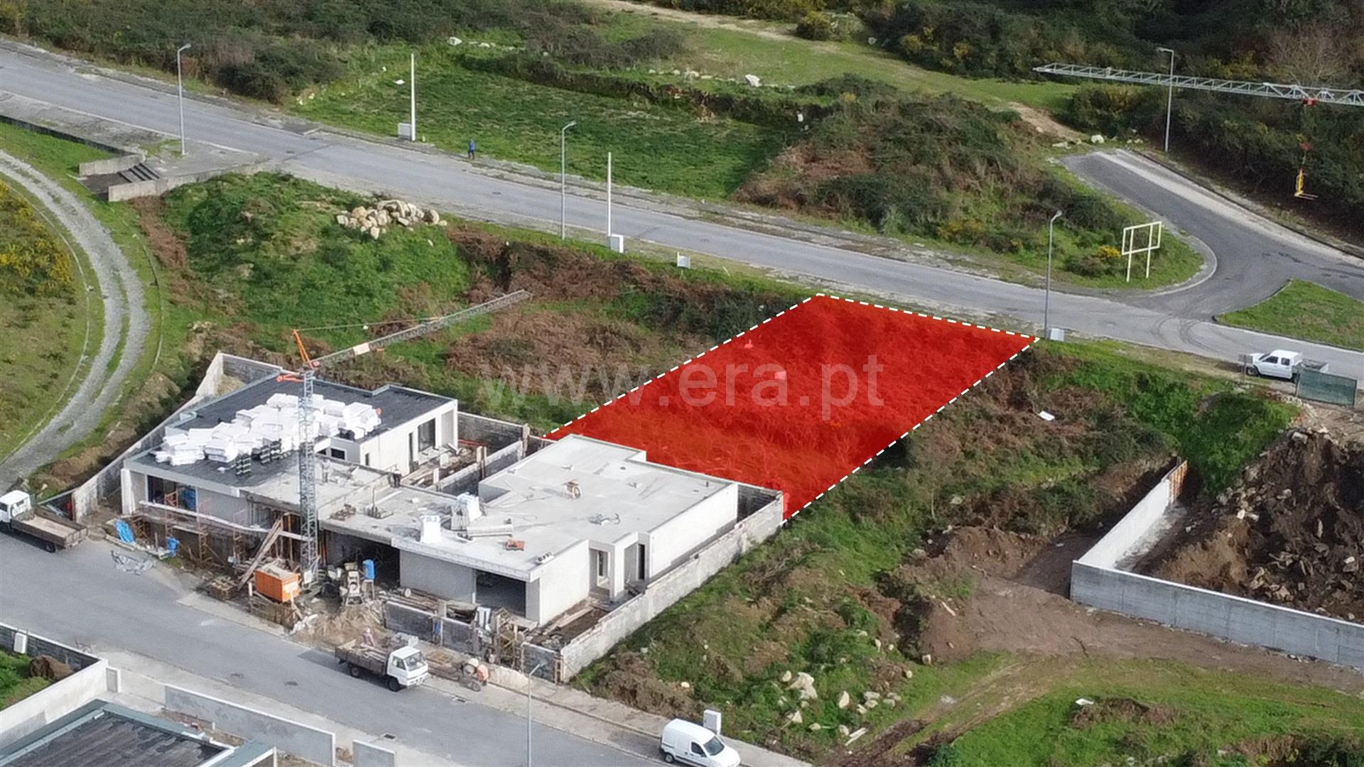 Land for sale in Vila Nova de Famalicão, Portugal — €65,000