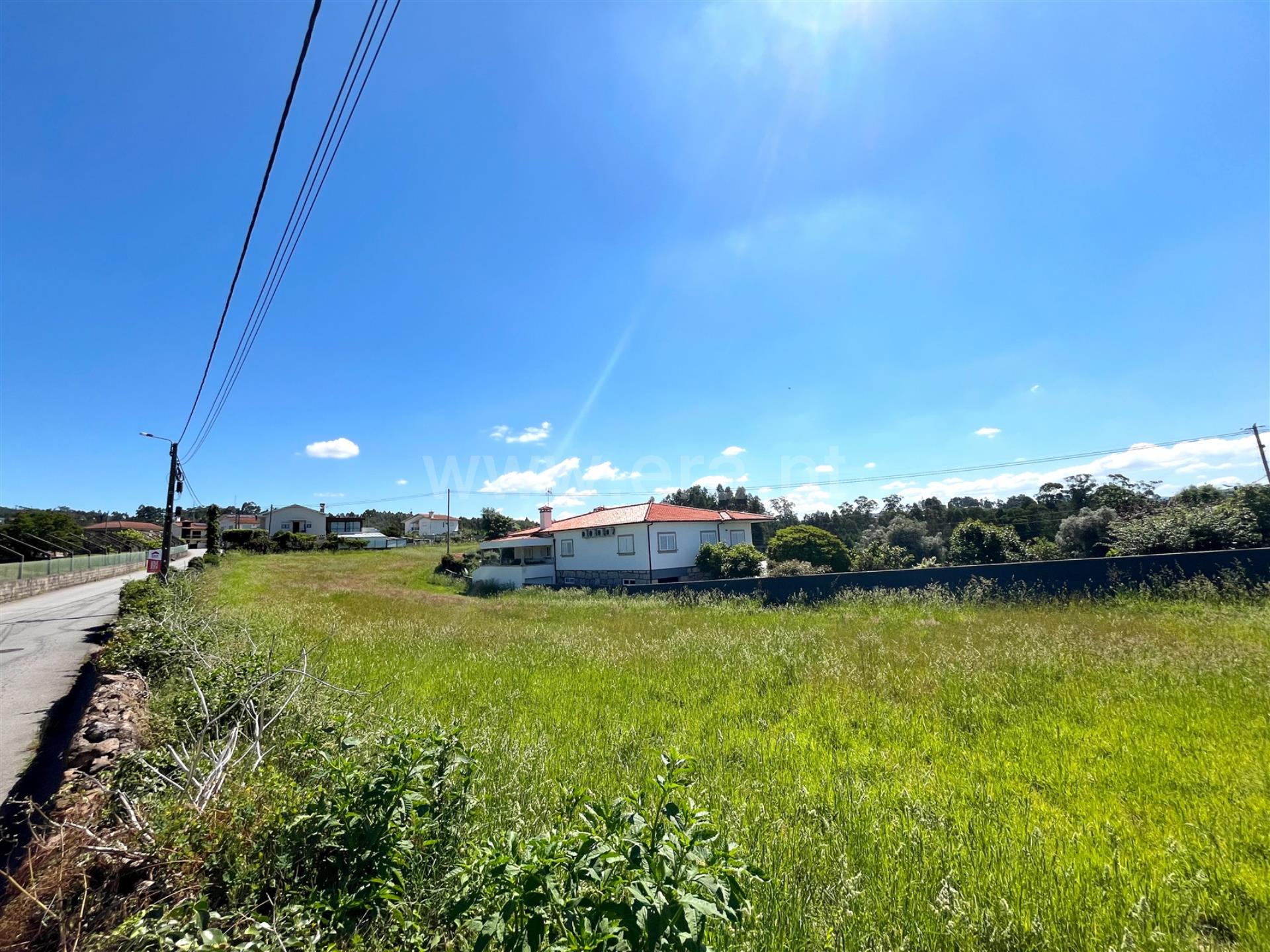 Land for sale in Vila Nova de Famalicão, Portugal — €160,000