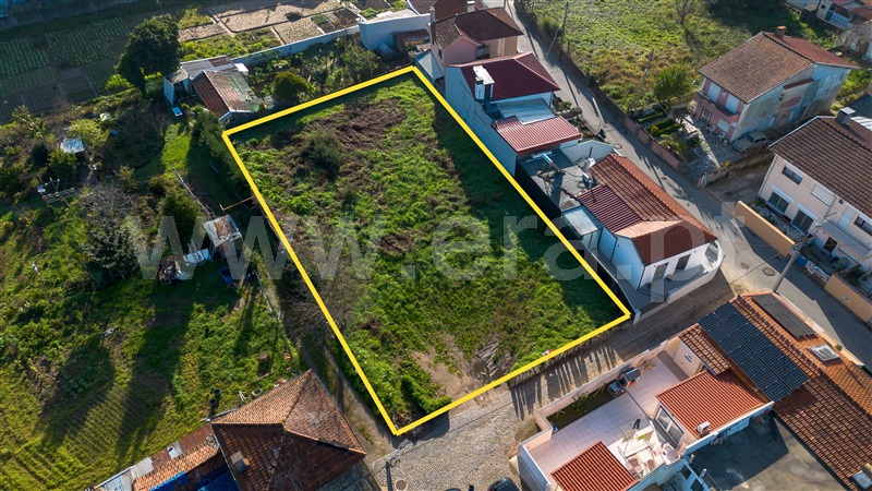 Terreno para Construção / Vila Nova de Gaia, Canelas