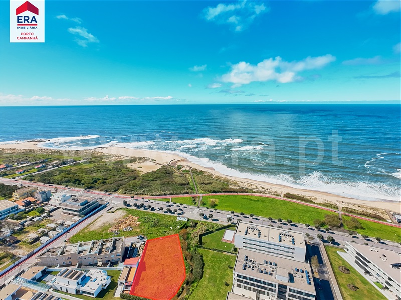 Terreno para Construção / Vila Nova de Gaia, Canidelo