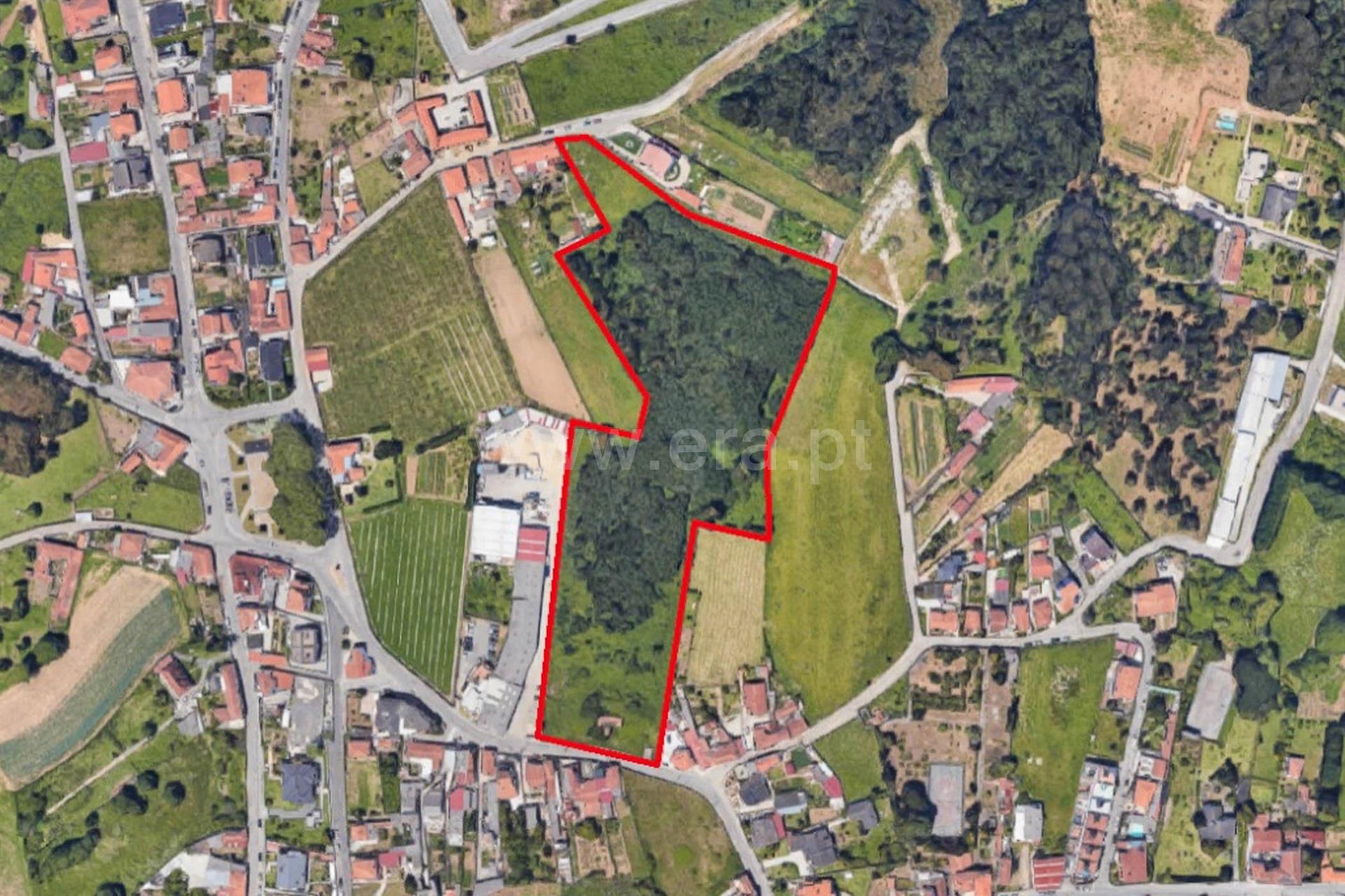 Land for sale in Vila Nova de Gaia, Portugal — €1,050,000