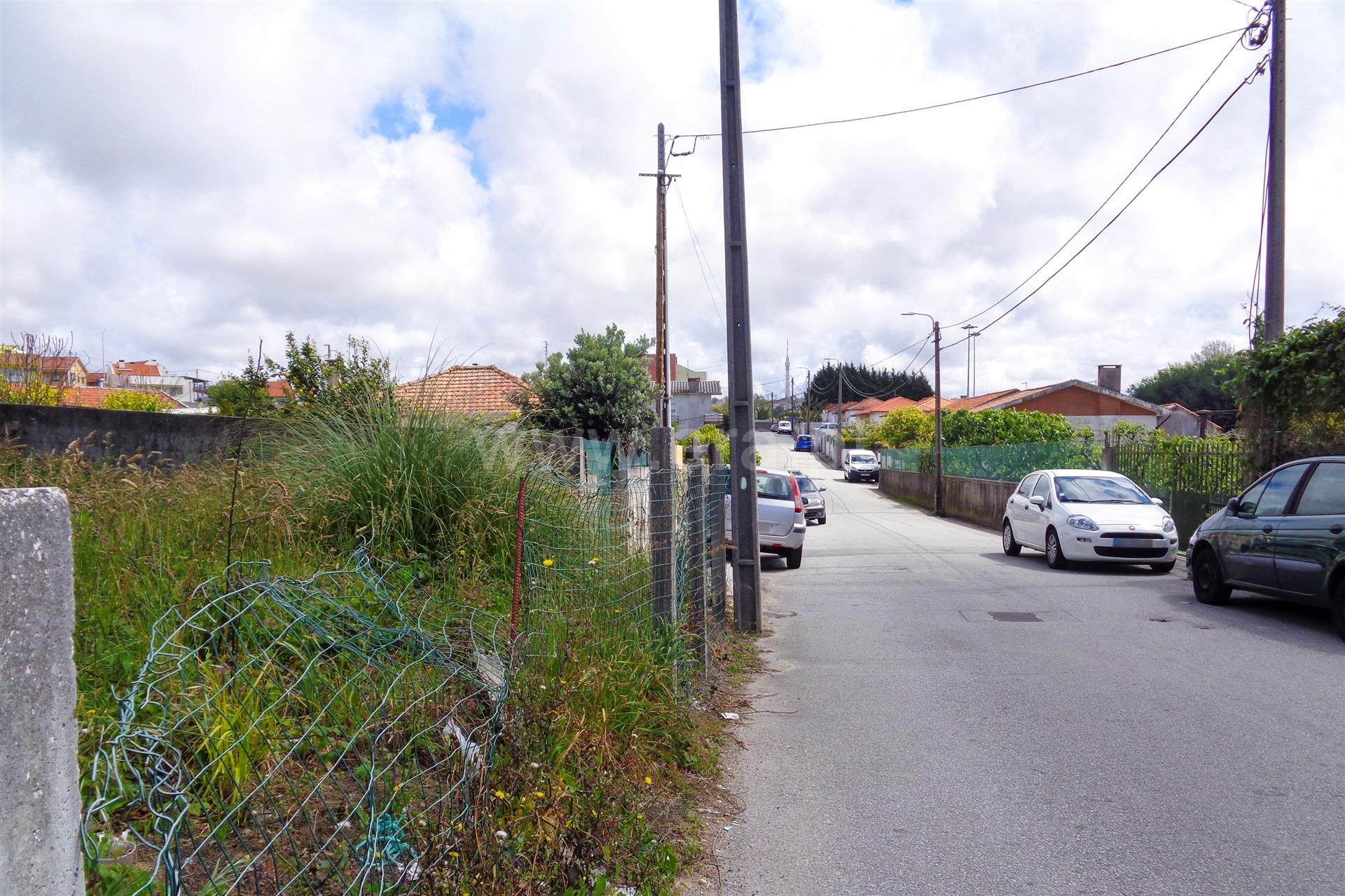 Land for sale in Vila Nova de Gaia, Portugal — €70,000