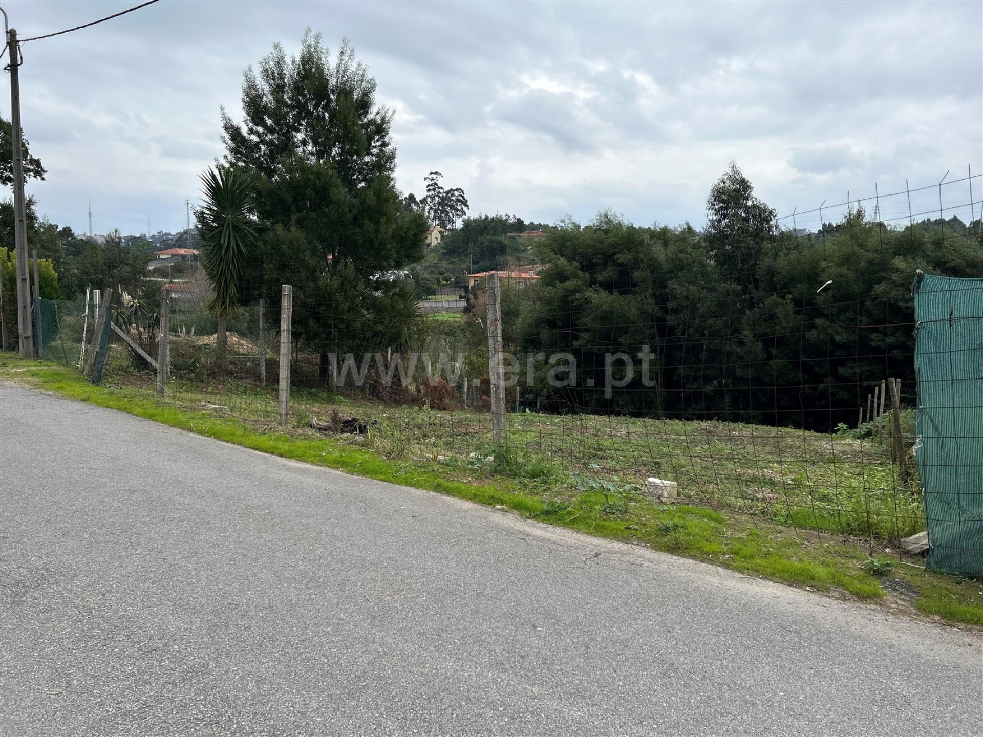 Land for sale in Vila Nova de Gaia, Portugal — €90,000