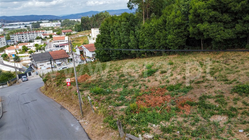 Terreno para Construção / Vila Nova de Gaia, Pedroso e Seixezelo