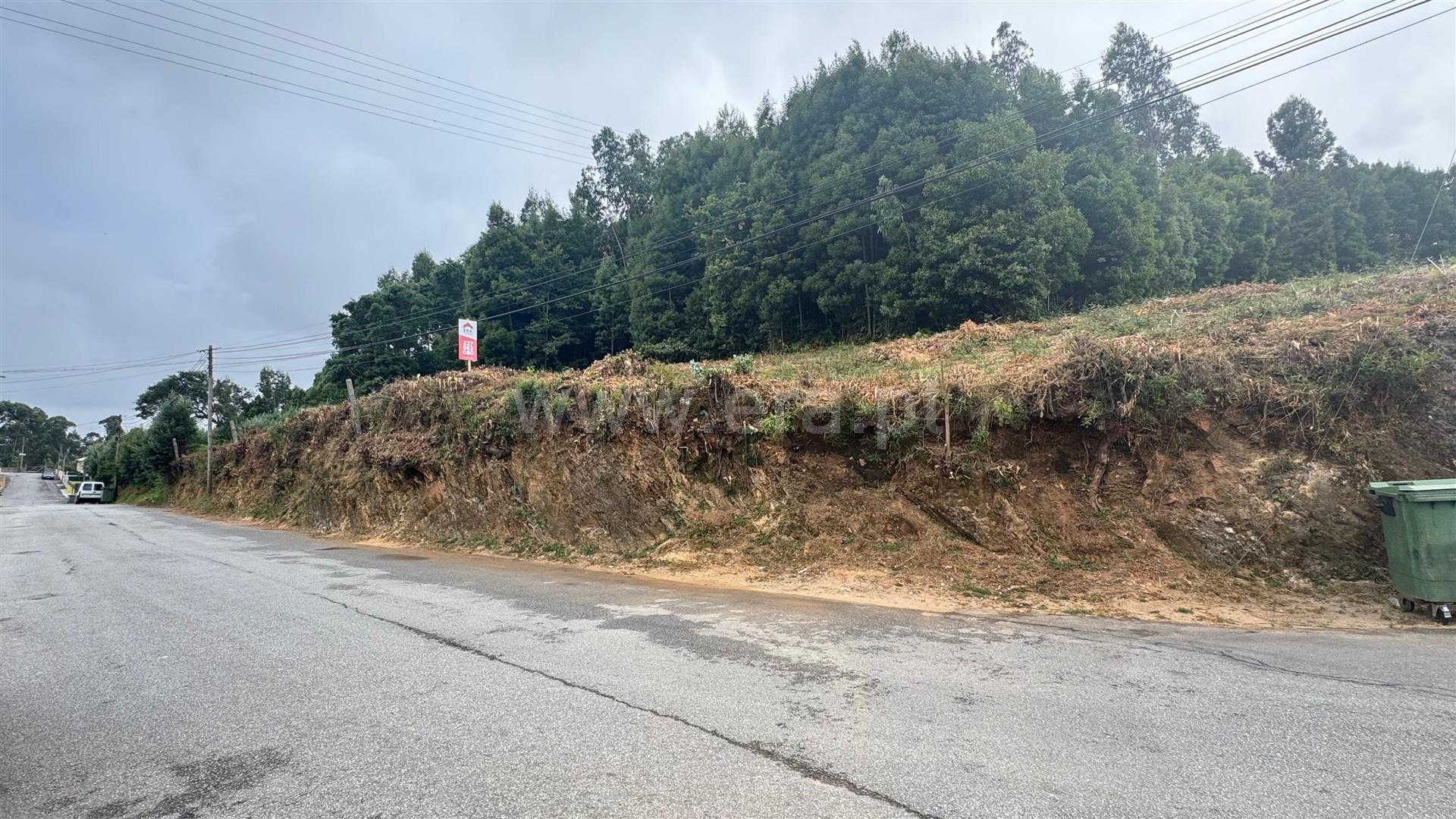 Land for sale in Vila Nova de Gaia, Portugal — €220,000