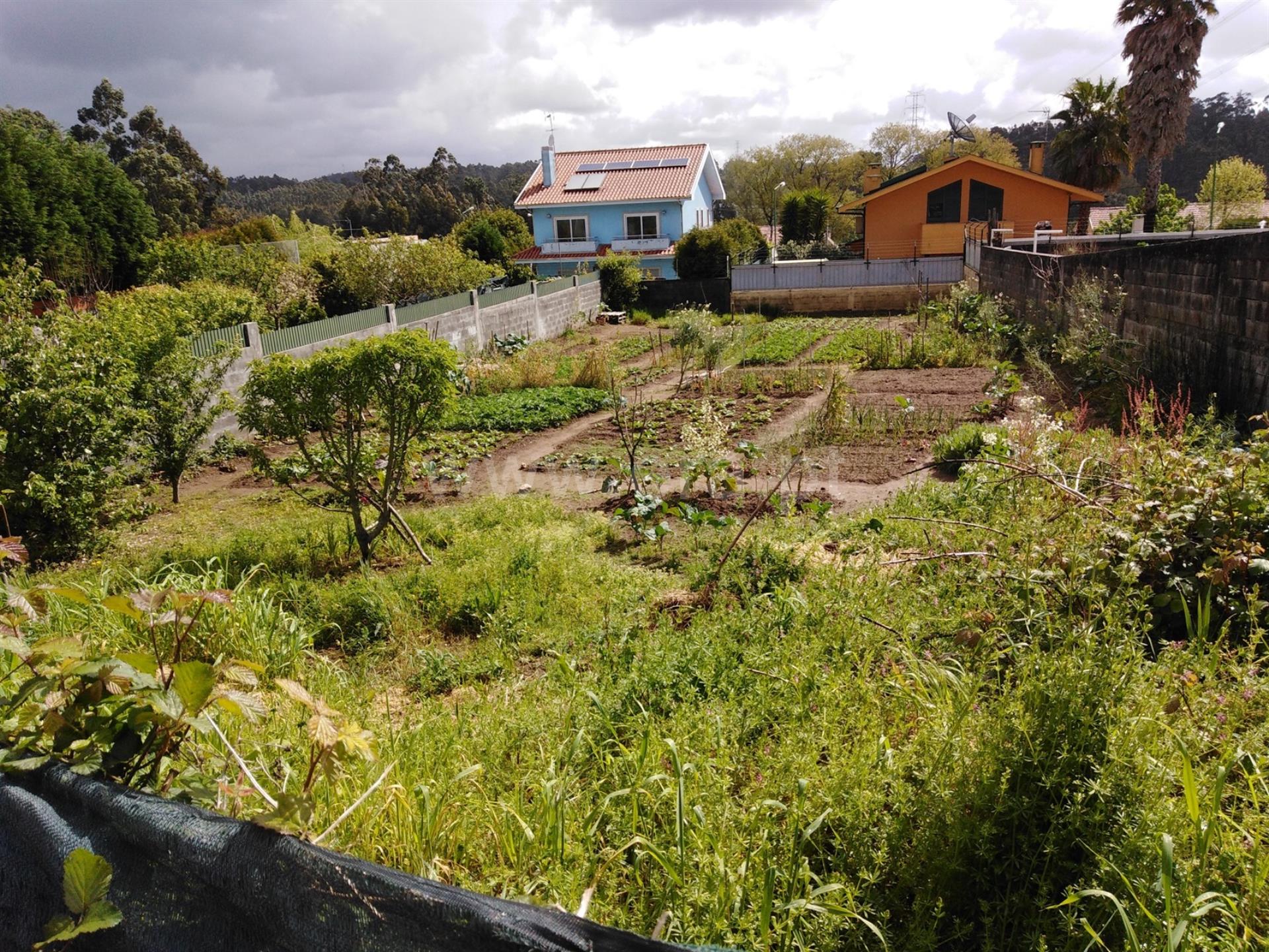 Land for sale in Vila Nova de Gaia, Portugal — €60,000