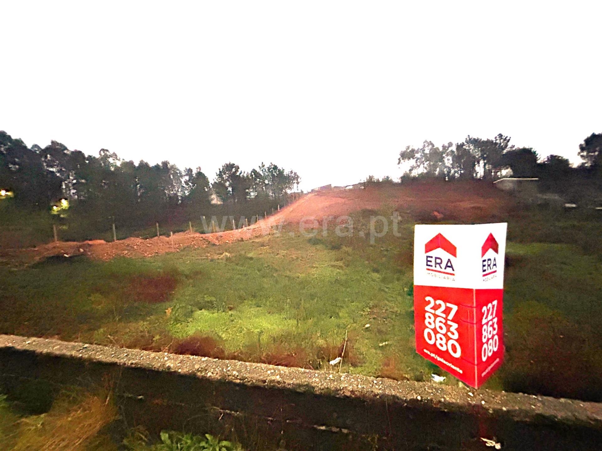 Land for sale in Vila Nova de Gaia, Portugal — €65,000