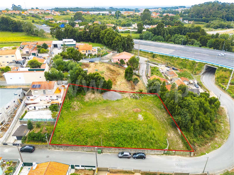 Terreno para Construção / Vila Nova de Gaia, Vilar do Paraíso - Vila Nova de Gaia