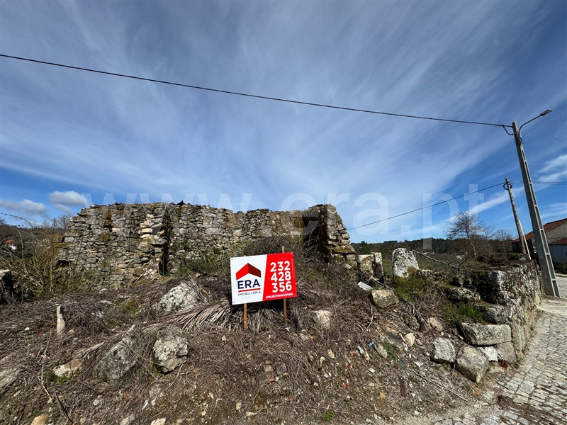 Terreno para Construção / Vila Nova de Paiva, Vila Cova à Coelheira