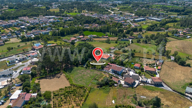 Terreno para Construção / Vila Verde, Lage