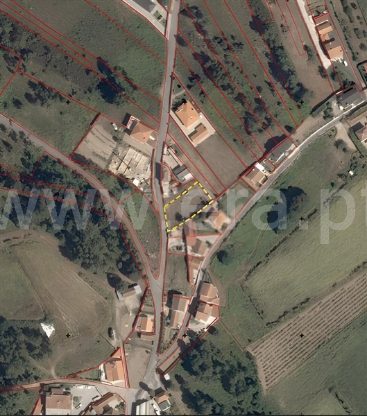 Terreno / Paredes, Beire
