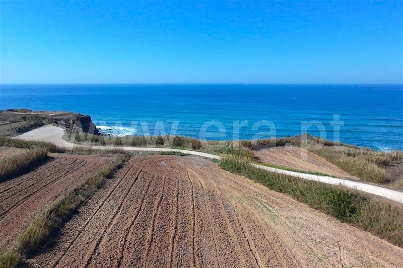 Terreno / Peniche, São Bernardino