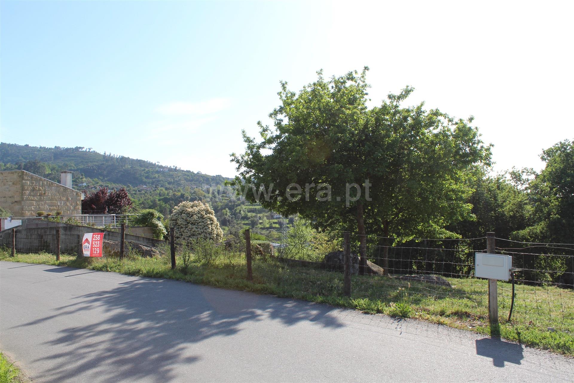 Land for sale in Ponte da Barca, Portugal — €60,000