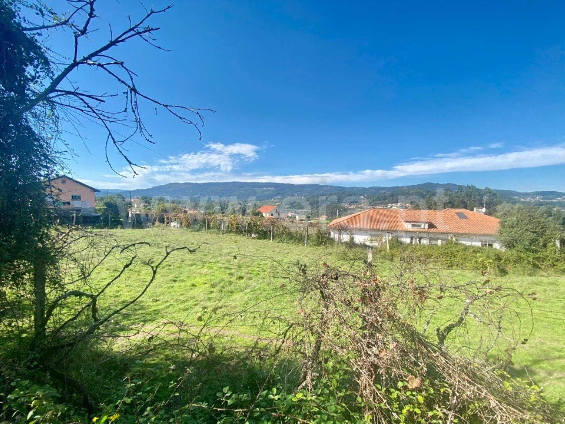 Terreno em Ponte da Barca