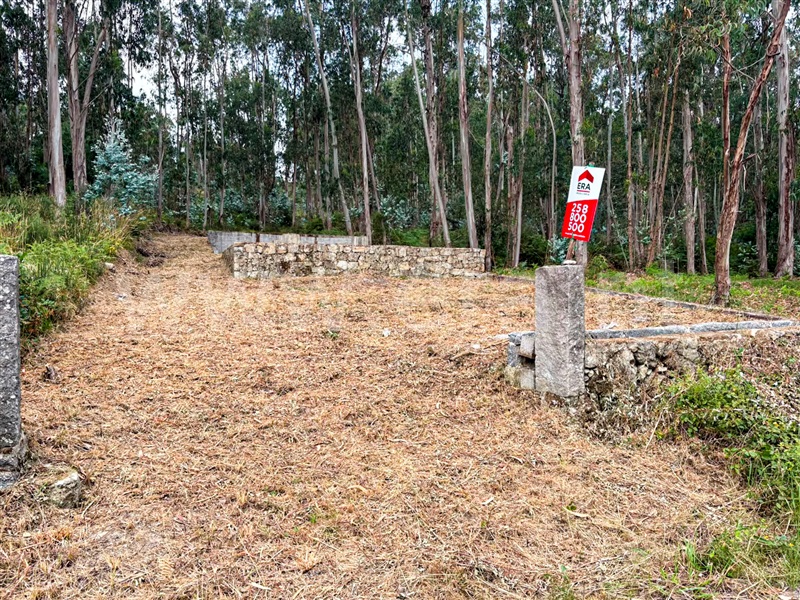 Terreno / Ponte de Lima, Refóios do Lima