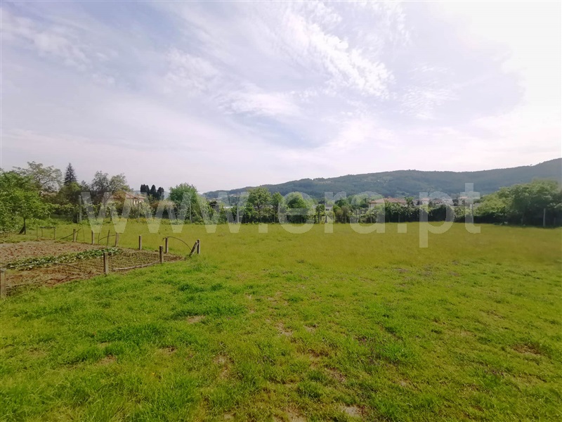 Terreno  Póvoa de Lanhoso, Póvoa de Lanhoso (Nossa Senhora do Amparo) - 1325638 - 5