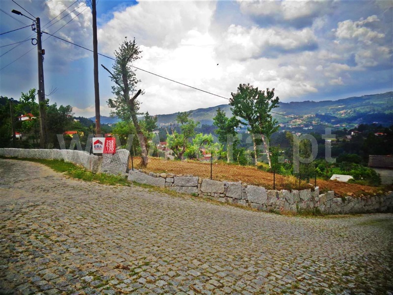 Terreno / Póvoa de Lanhoso, Sobradelo da Goma