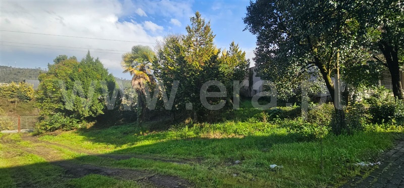 Terreno / Póvoa de Lanhoso, Vilela