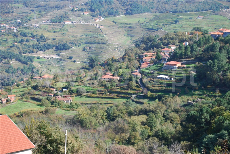 Terreno / Resende, Cárquere