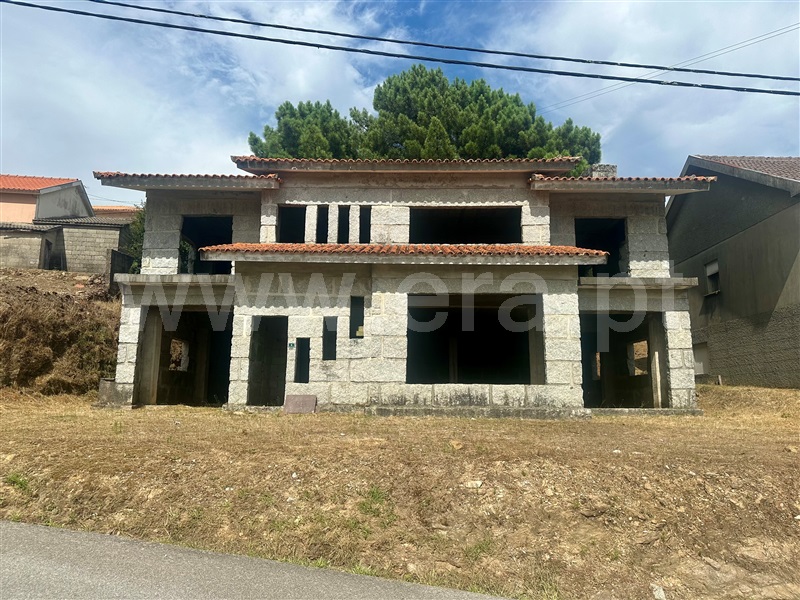 Moradia Isolada  Ribeira de Pena, Canedo - 1424481 - 2