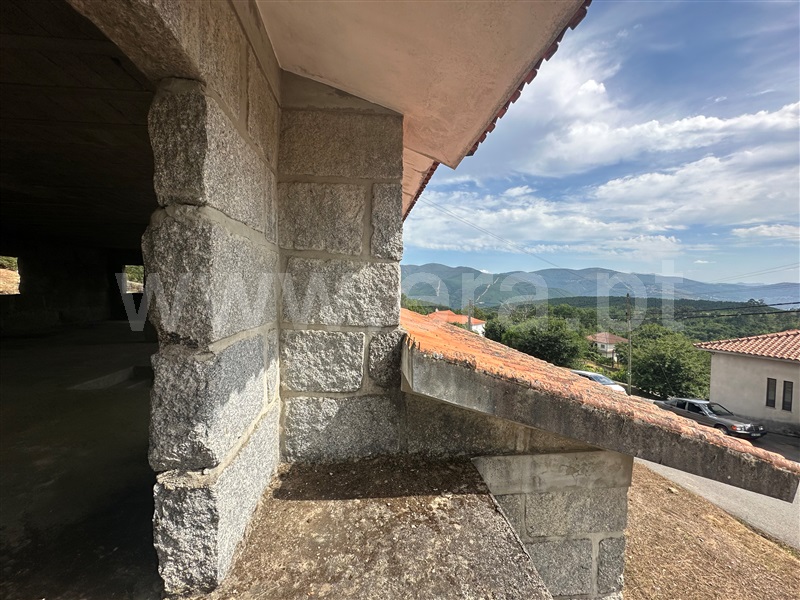 Moradia Isolada  Ribeira de Pena, Canedo - 1424481 - 12