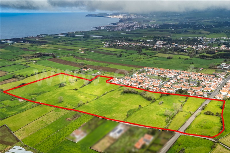 Terreno / Ribeira Grande, Pico da Pedra