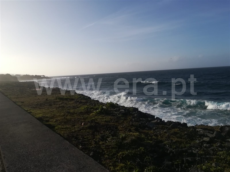 Terreno / Ribeira Grande, Rabo de Peixe