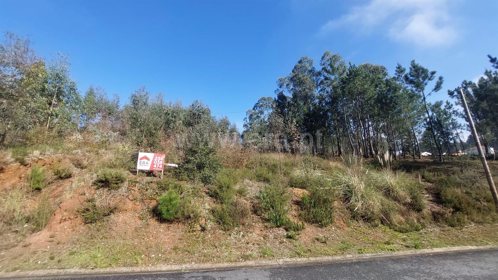 Land for sale in Águeda, Portugal — €79,000