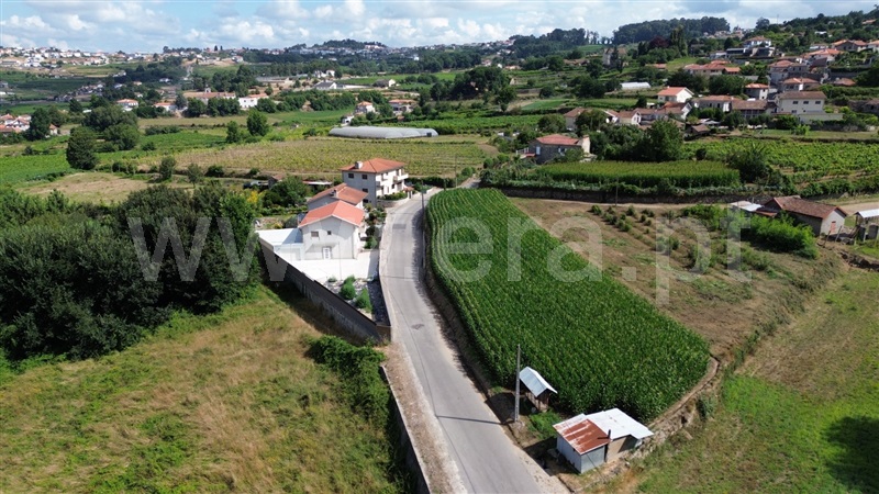 Terreno Rústico / Amarante, Figueiró (Santiago e Santa Cristina)