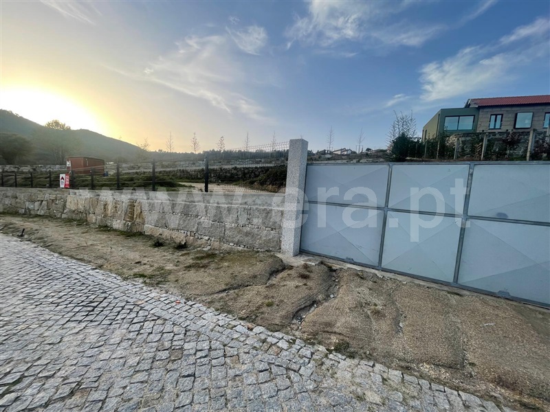 Terreno Rústico  Amarante, Louredo - 1442594 - 2