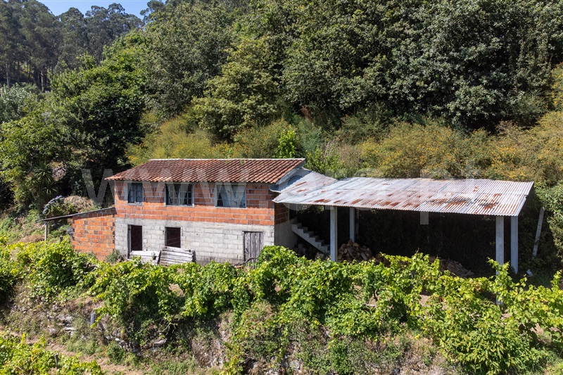 Terreno Rústico / Amares, Vilela, Seramil e Paredes Secas
