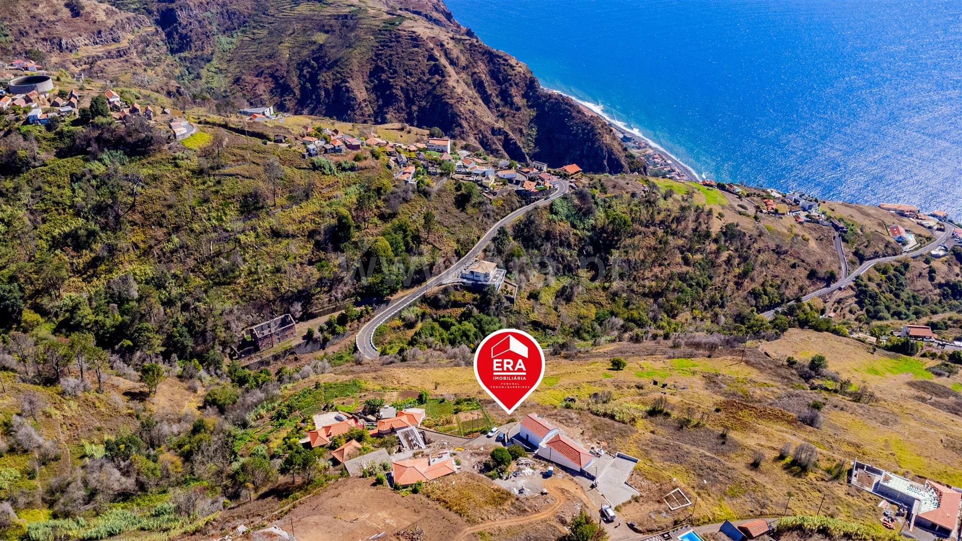 Land for sale in Calheta (Madeira), Portugal — €125,000
