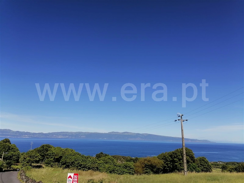 Terreno Rústico / Lajes do Pico, Piedade